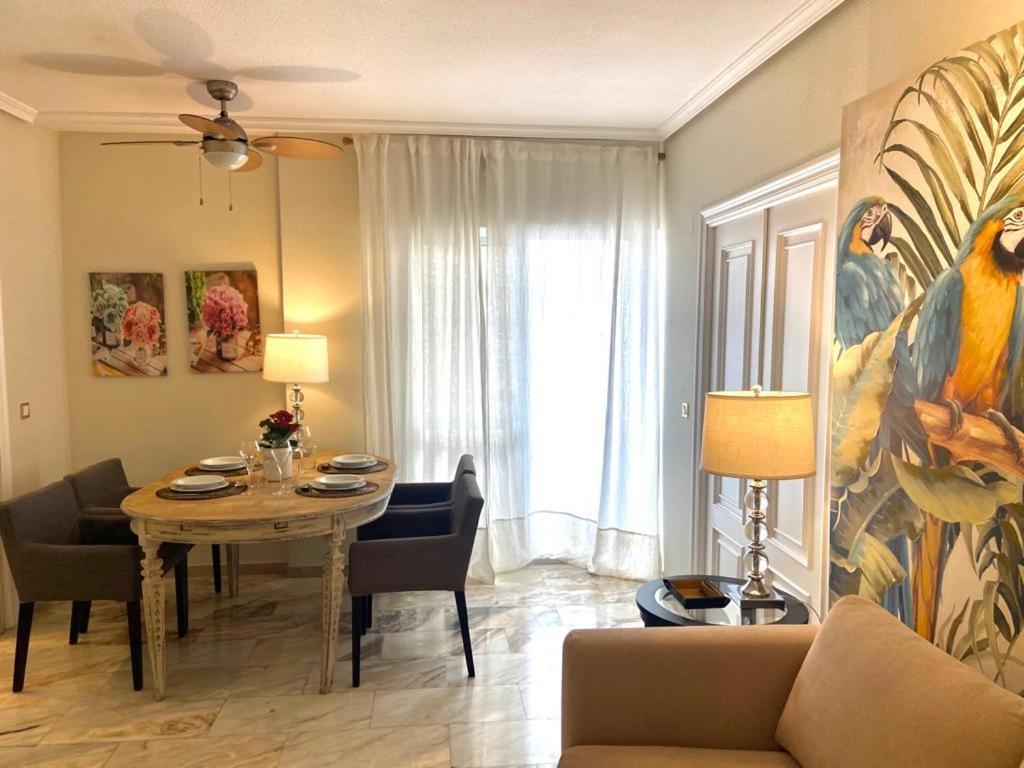 Precioso Apartamento Los Remedios Triana Plaza Espana Y Centro Historico เซบีญา ภายนอก รูปภาพ